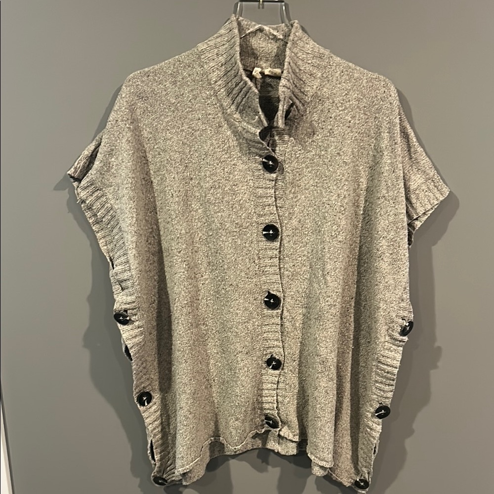 Gray Button-Up Poncho size S/M